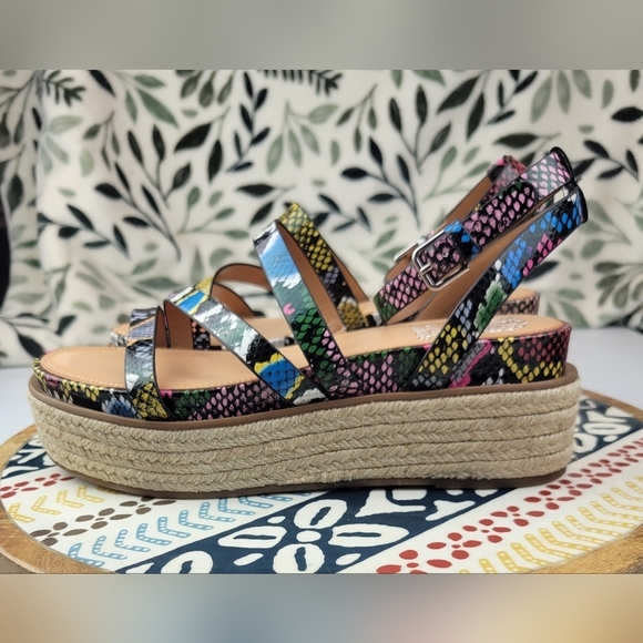 Vince Camuto Aevie Snake Print Leather Strappy Platform Espadrille Wedge Sandals - Picture 6 of 9